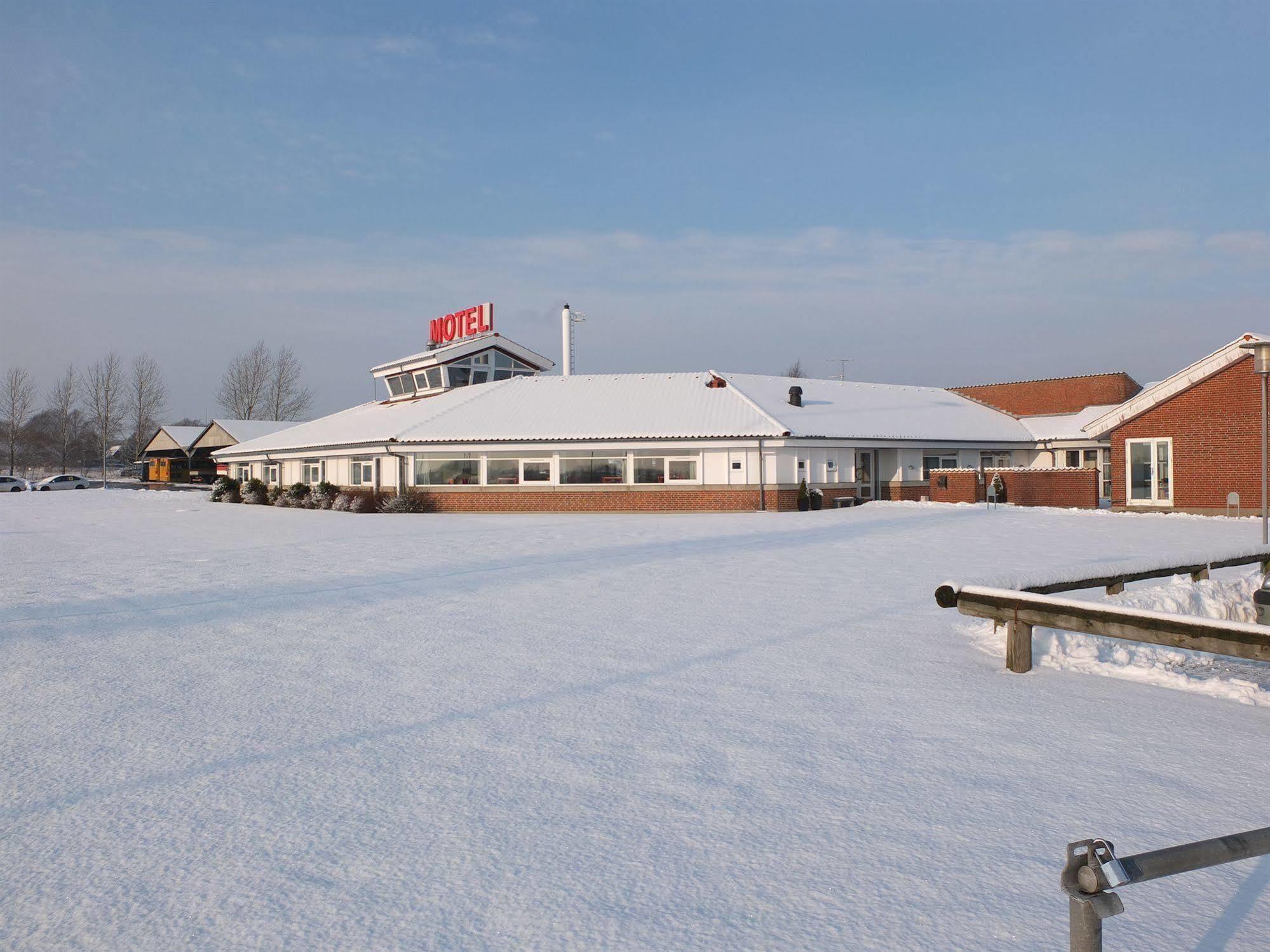 Motel Spar 10 Выборг Экстерьер фото